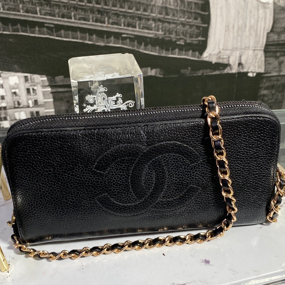 Authentic CHANEL Black Caviar Leather Timeless CC Wallet - Picture 7 of 16